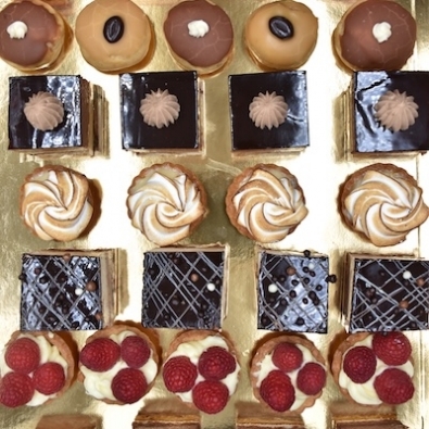 PLATEAU DE 12 MIGNARDISES SUCRÉES